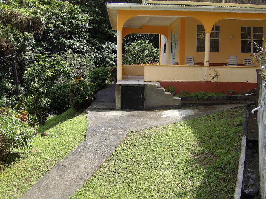 Private entrance and parking for guests