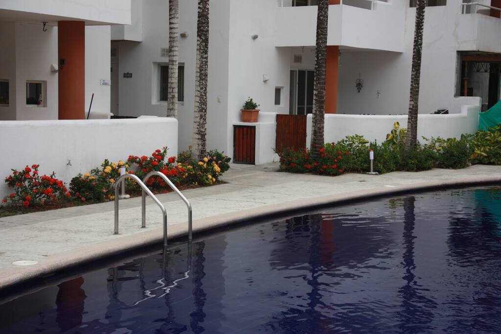 PISCINA PRIVADA