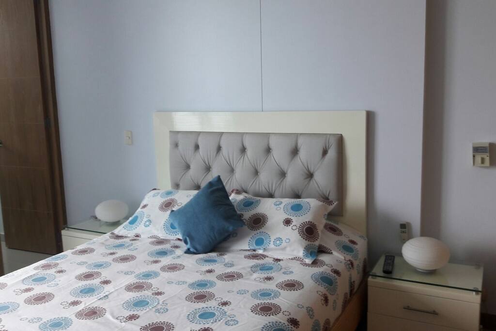 Alcoba principal cama 160 + sofá cama