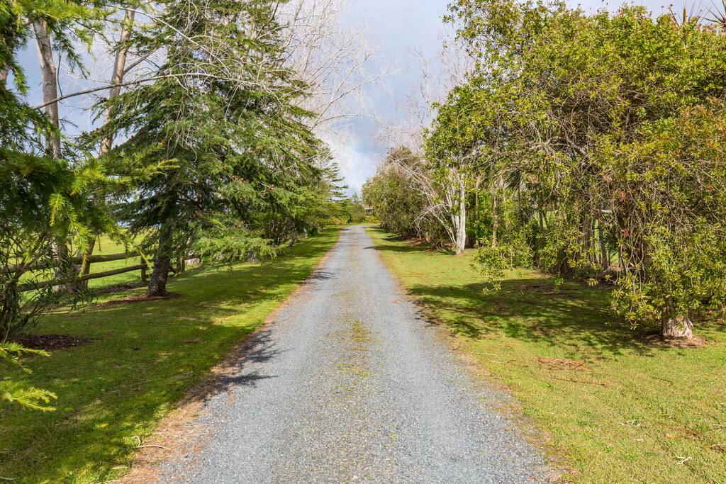 Oak Haven Driveway