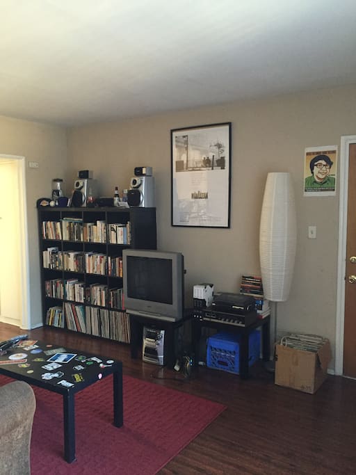 Living room with TV (sorry no cable) and tons of books to choose from and read if wanted