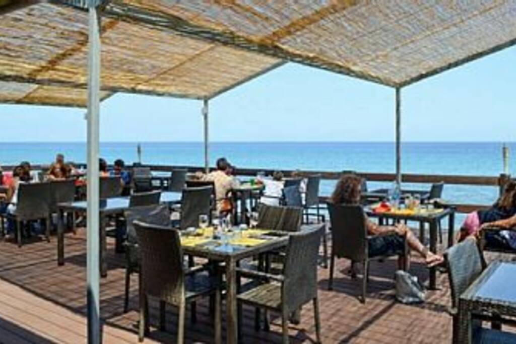 Paillote bord de mer