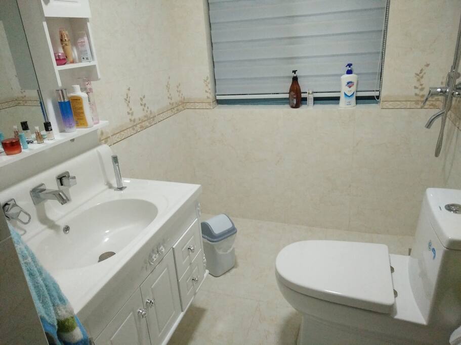 Ensuite bathroom