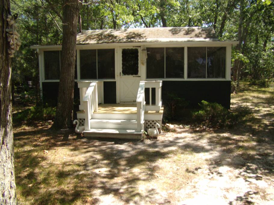 Front of Bungalow 2