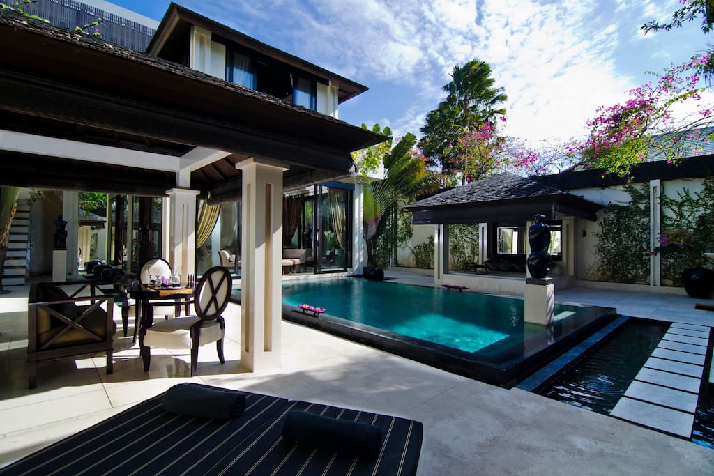 Villa & pool