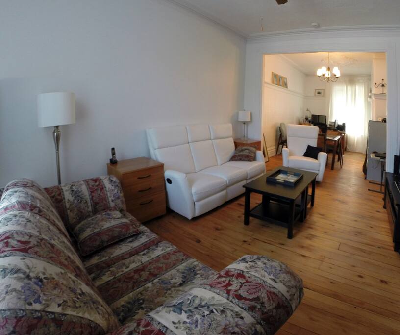 Grand salon / Large Living Room