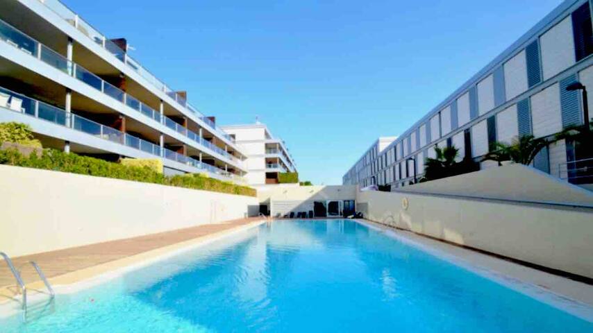 2 BEDROOM APARTMENT IN MANILVA, PUNTA PALOMA