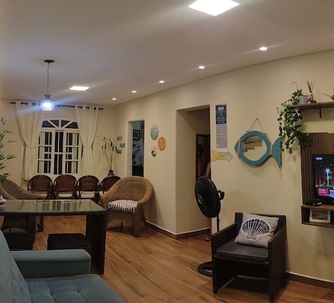 Successful Airbnb property: Beachfront building, beautiful apartment, come and fall in love! in Praia Grande
