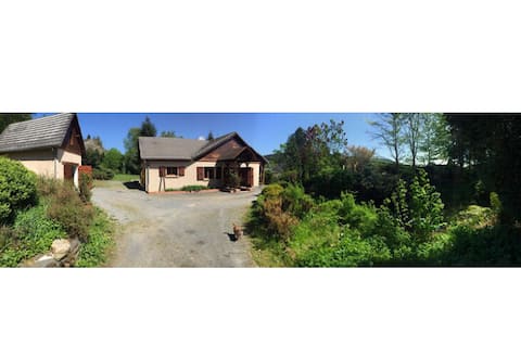 Gîte de la Croix Labonne: Quiet, fully enclosed
