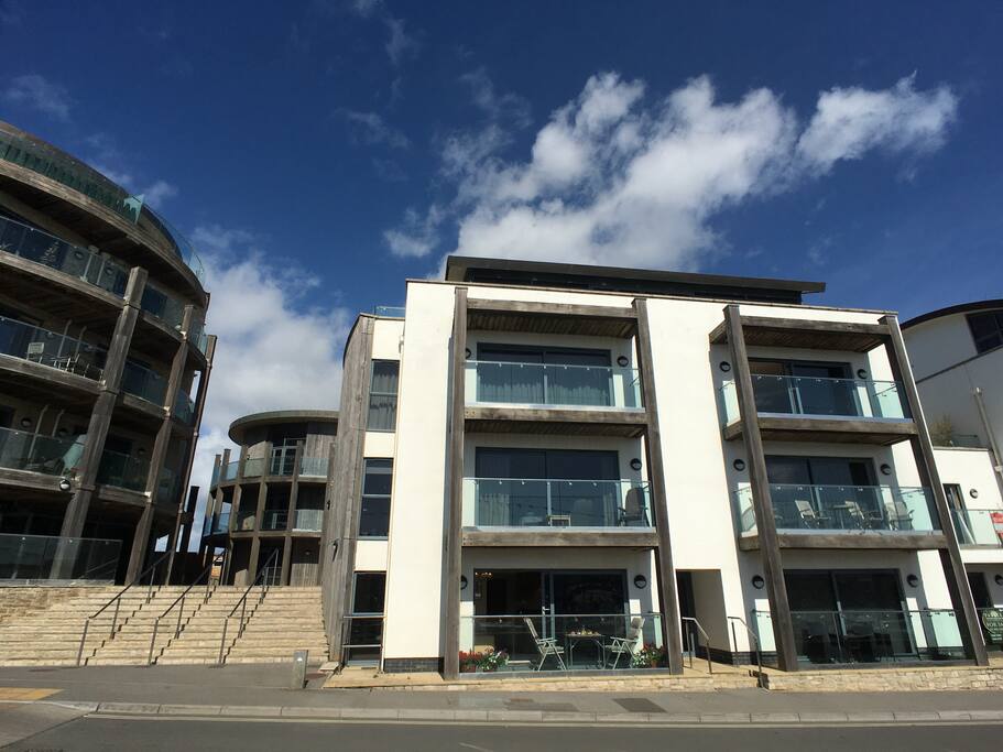 Quay West Apartments