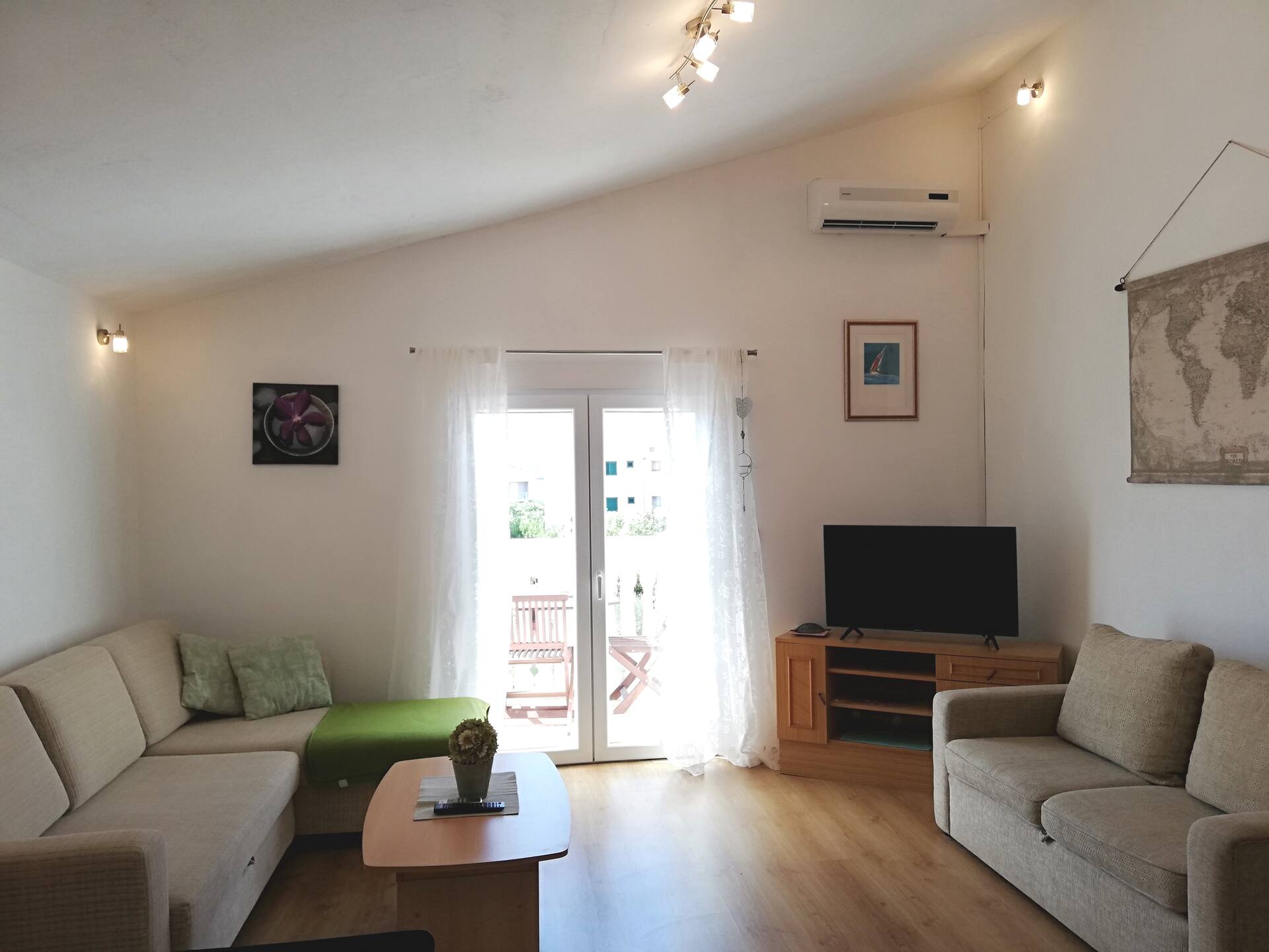 Mia Apartment