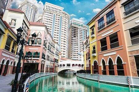 Cozy Studio in the Heart of McKinley Hill