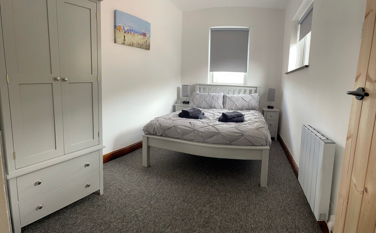 Спална собабр.1