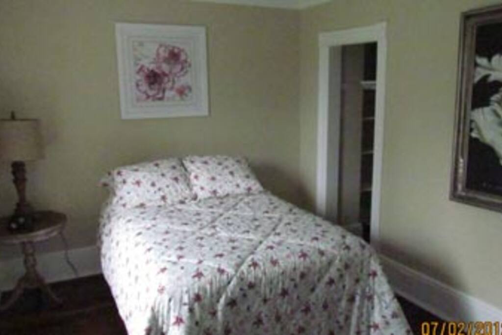 Queen Room