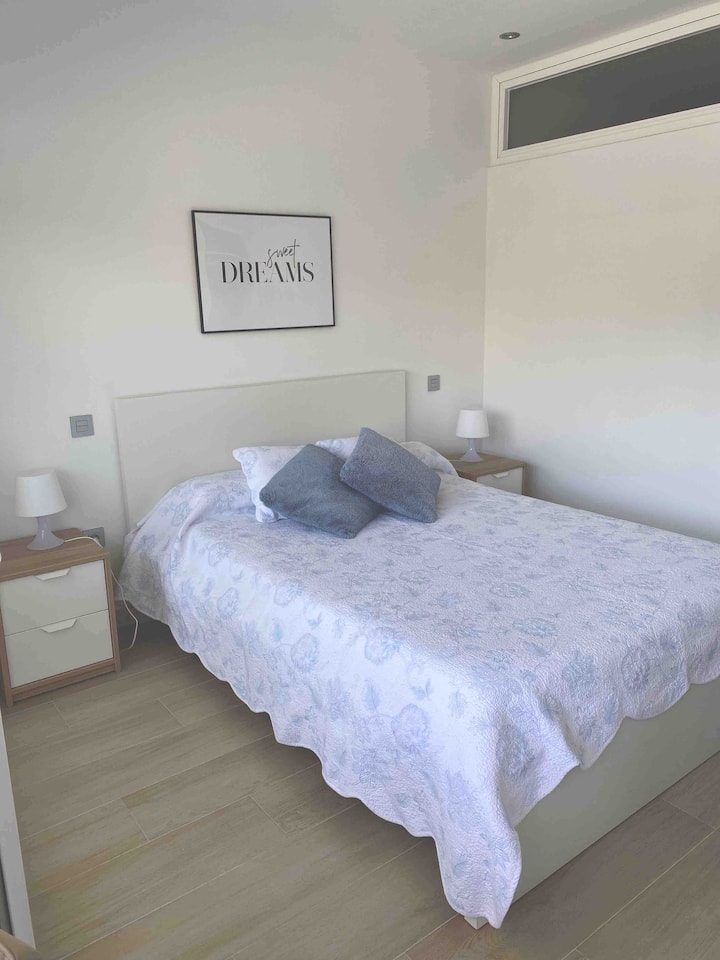 Главна соба/ главна спална соба