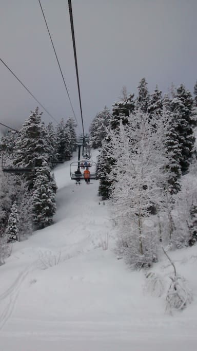 Going up Carpenter lift at Deer Valley Resort.