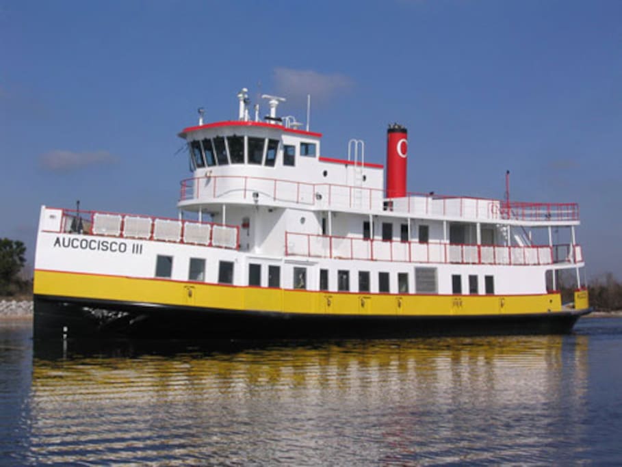 Ferry serving Long Island from Portland
