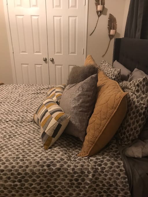 queen size bed