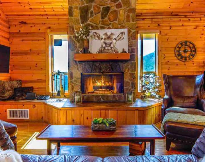 Amazing 3 Bedroom Cabin In Perfect Location - Mount Lemmon, AZ