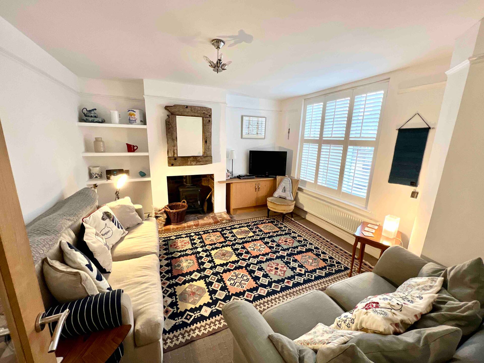 Airy, and delightful character cottage.
