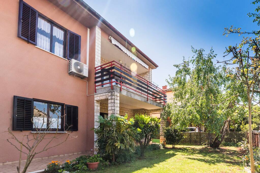 La cassa e il giardino