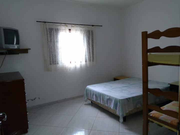 Schlafzimmer 3