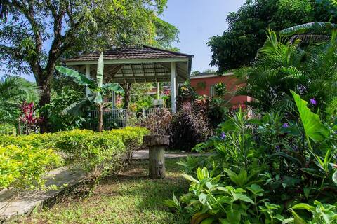 Sinopia Inn