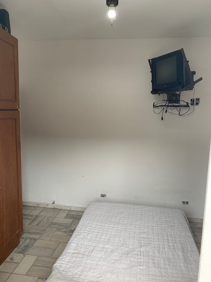 Suite 3 (w/ air-conditioning)