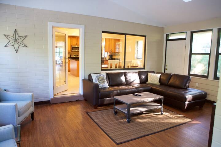 6 Bedroom House Walk To Uf Swamp Stadium Houses For Rent