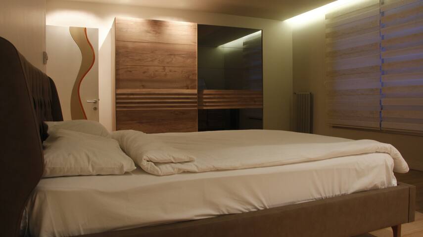 Spacious luxury cozy unit in the heart of Istanbul gallery image 3