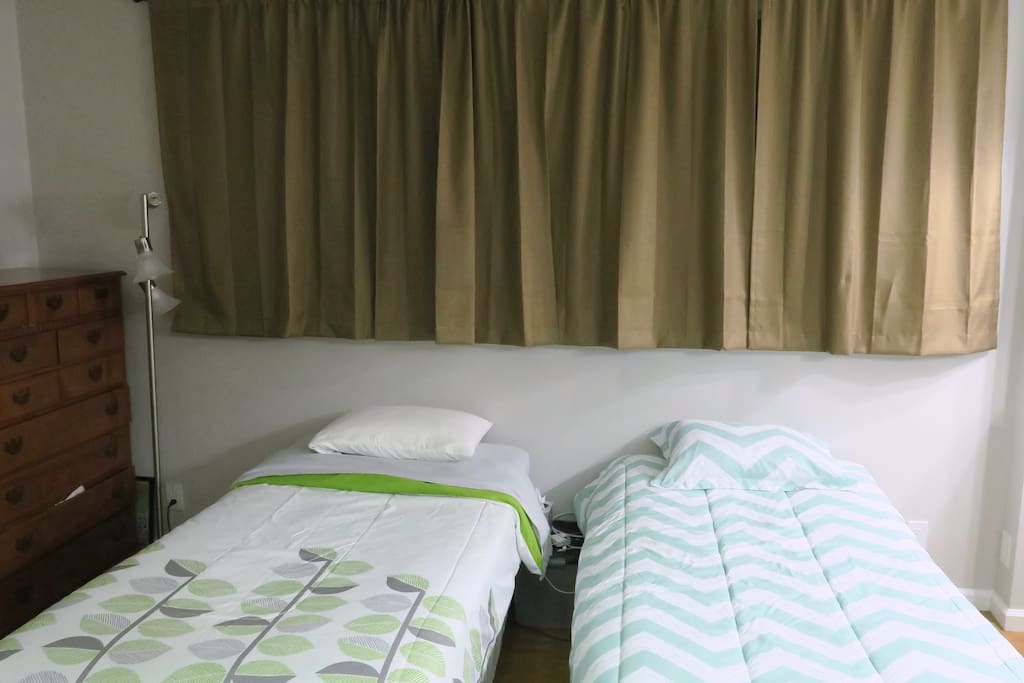 2 twin beds, front view
