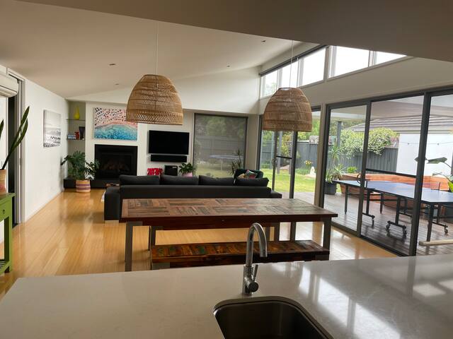 Tranquil Barwon Heads Beach House gallery image 4