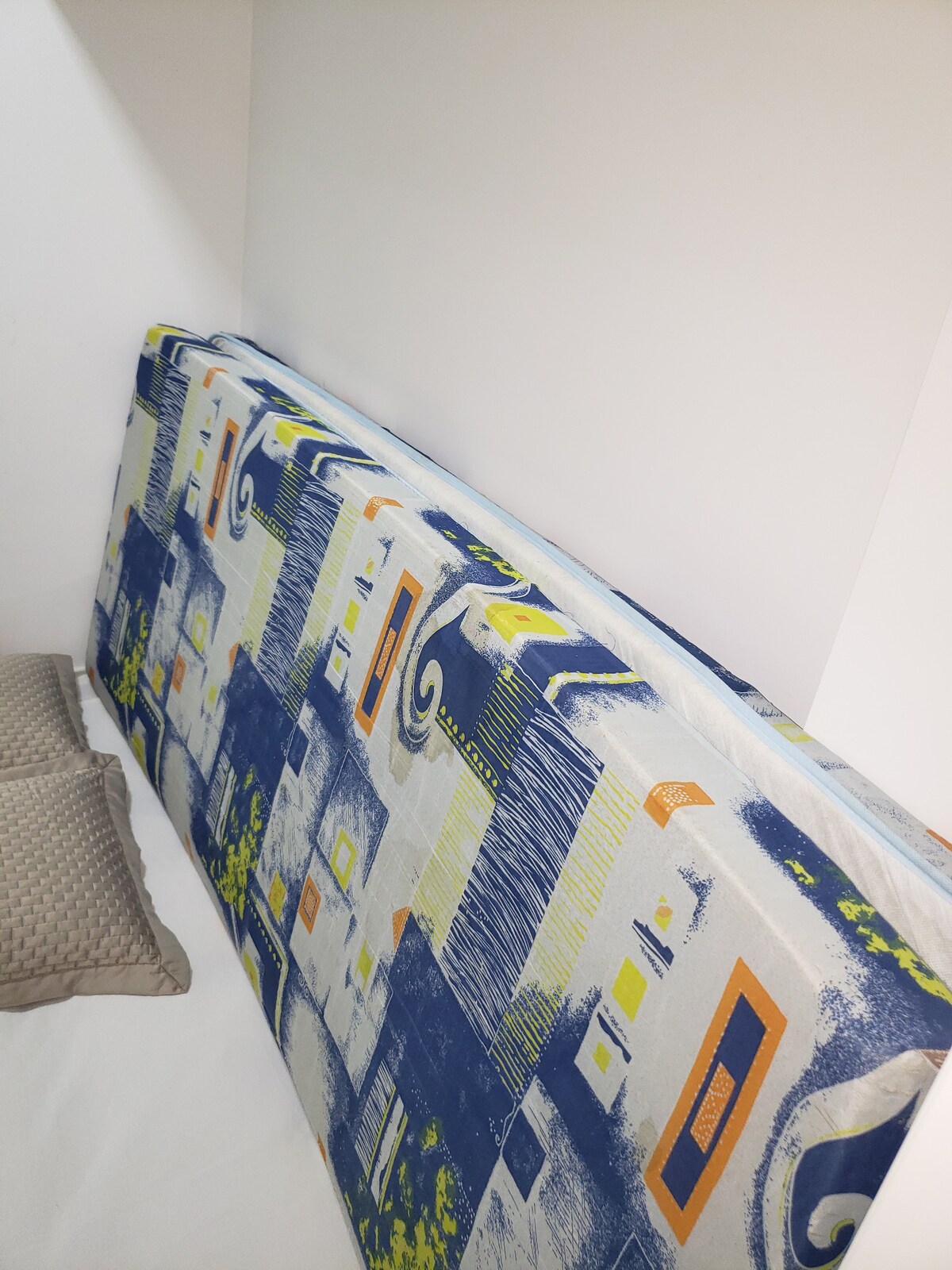 2 extra eenpersoonsmatrassen