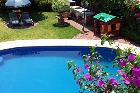 Precioso Bungalito, alberca, B&B