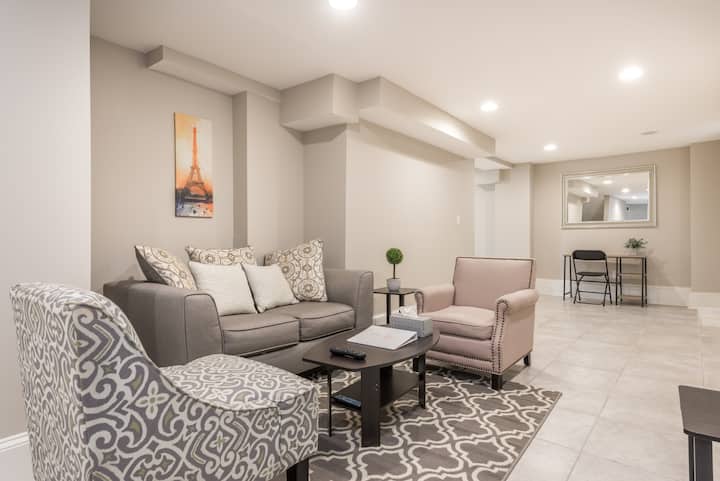Z Beautiful Beltline Apartment Excellent Location!