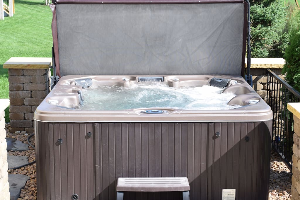 8 Person Hot Tub!