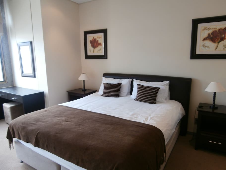 Bedroom with full en suite