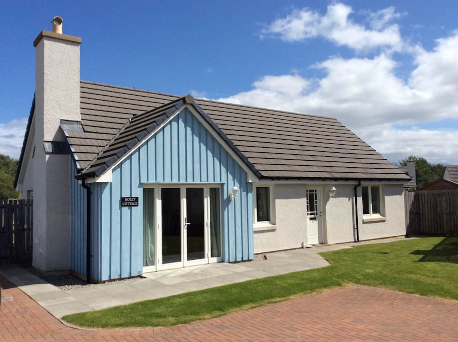Holly Cottage