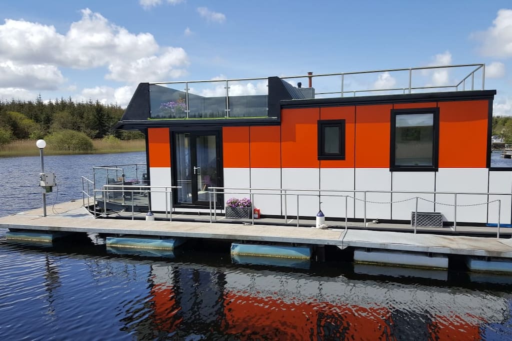 Хаусбот Карелия Houseboat