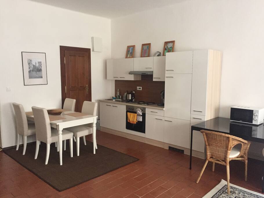 Kitchinete and dinning area
