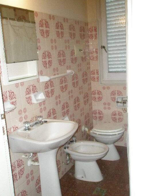 Baño con bañera