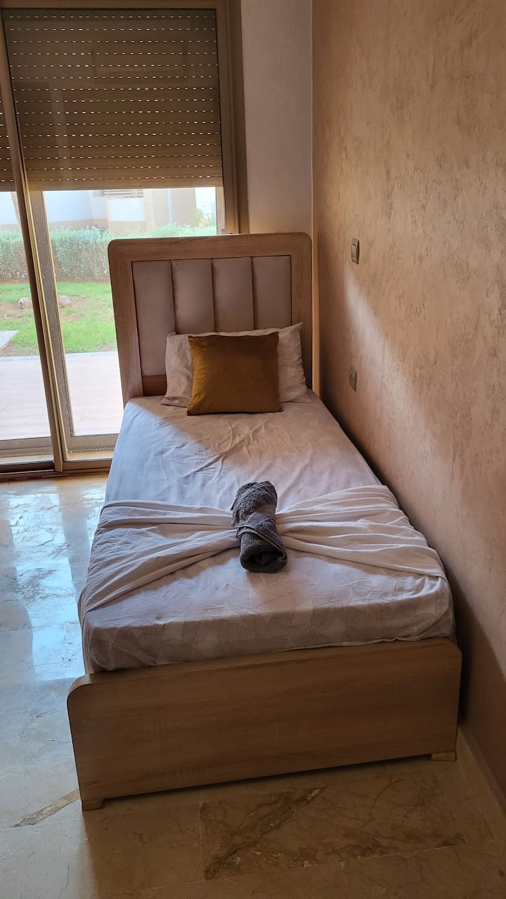 غرفة النوم 2