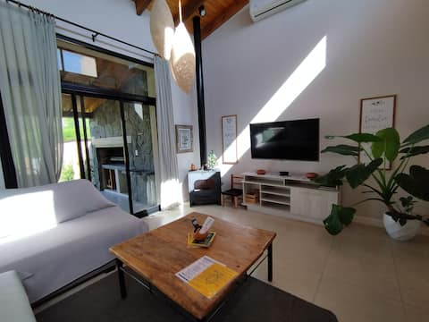 Popular Airbnb listing: Casa Melita 2 bedrooms + cocktail pool, views! in Cafayate
