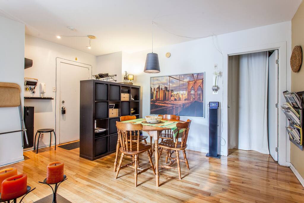 Dinning room and the main entrance