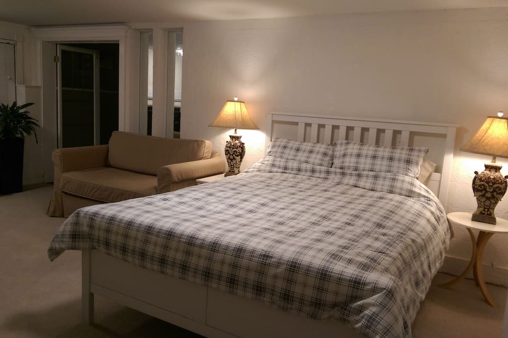 Comfy Queen bed