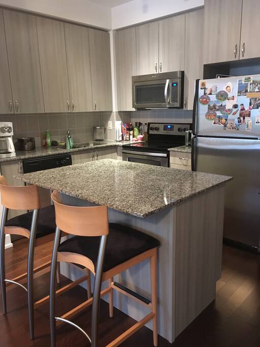 Full kitchen