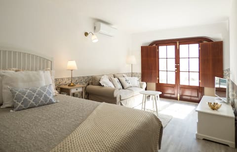 Successful Airbnb property: A Cosy Nest - Home for your Romantic Getaway in Alcantarilha