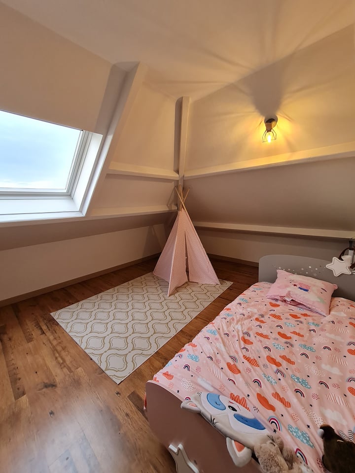 საძინებელი 4