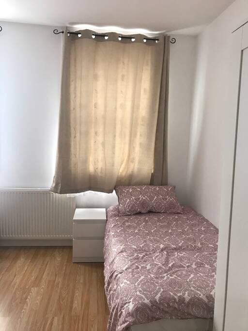 Cozy room - single bed 1