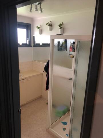 Family Home in Rye gallery image 4